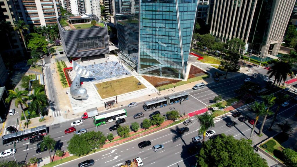 Equipes de inteligência de mercado, embora mais enxutas, ampliam escopo